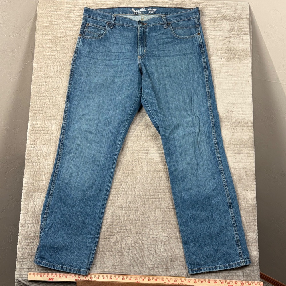 Wrangler Retro Relaxed Fit Bootcut Jeans Mens Blue Denim Size 40x34 distressed